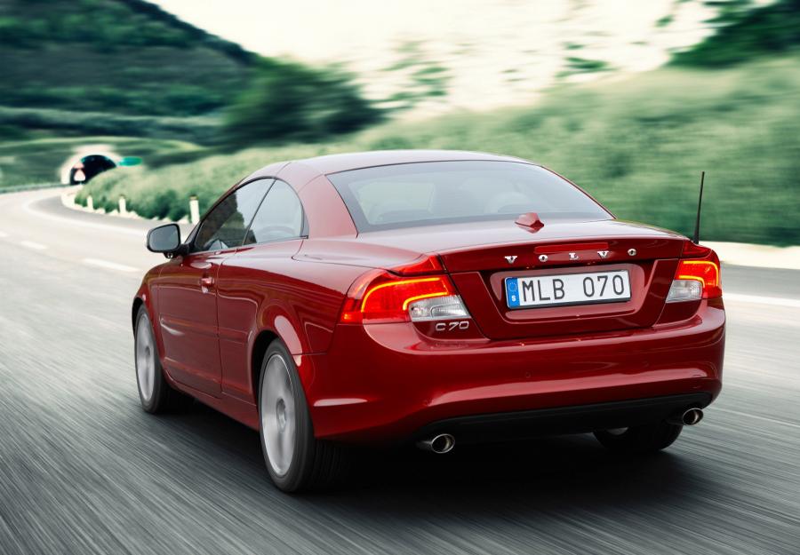  Volvo C70 2010 года  (фото 33 из 51)